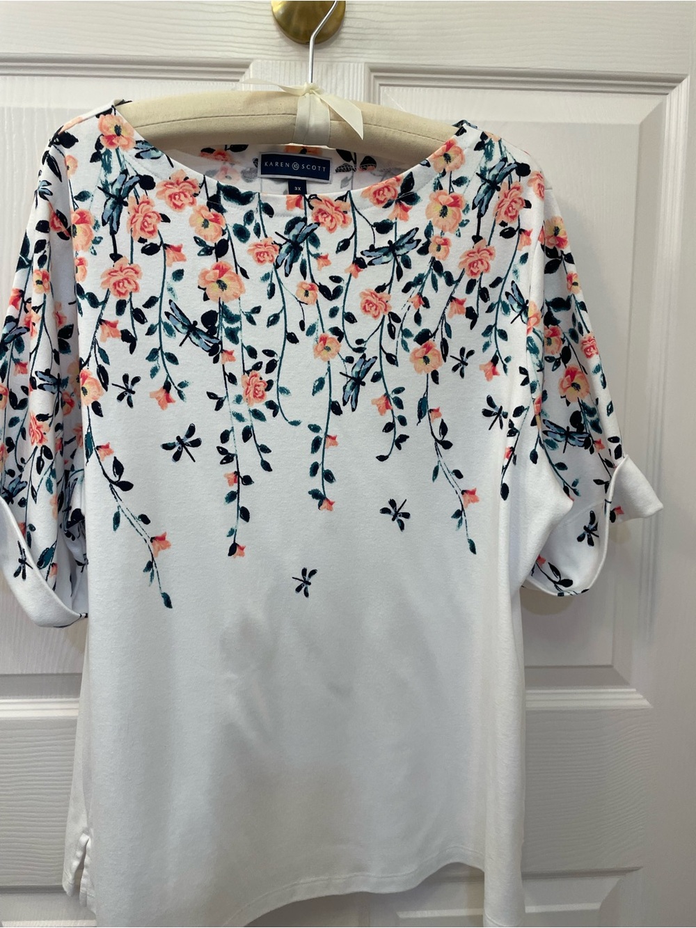 Karen Scott White Floral Dragonfly Vine Blouse